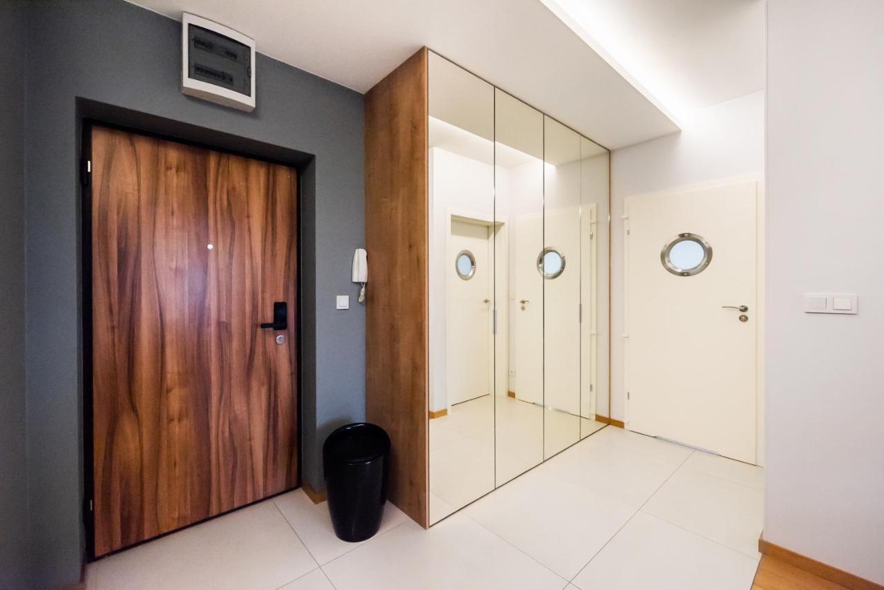 Bakalarska Modern Apartment Varsovia Exterior foto